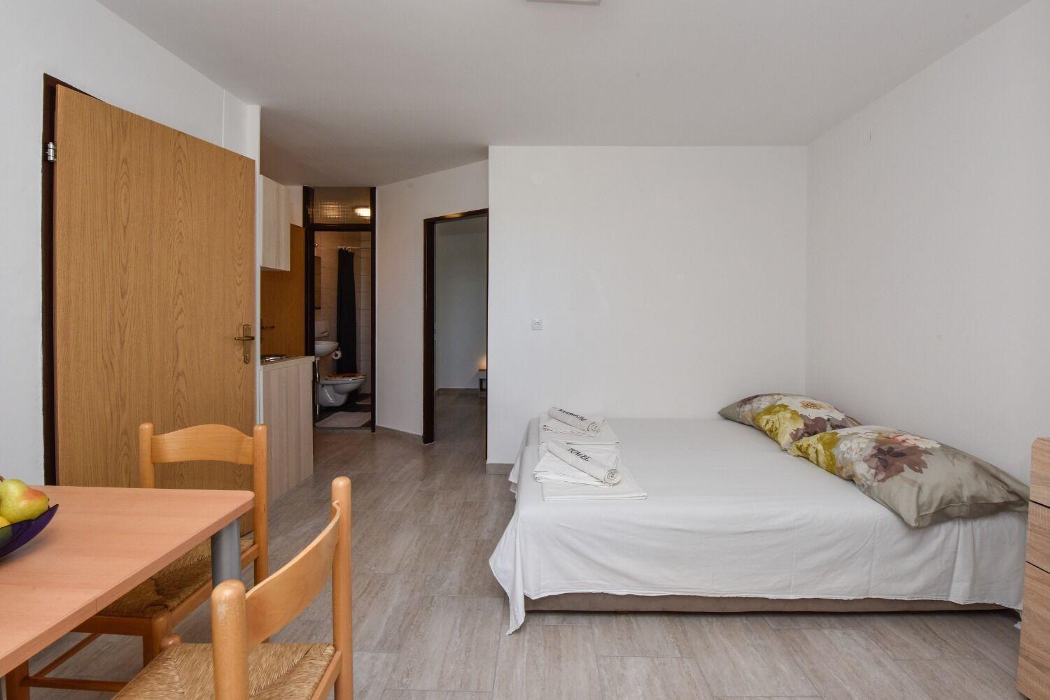Apartments Mark - 200 M From Sea Novalja Exterior photo